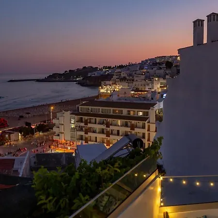 Micului Refugiu * 阿尔布费拉